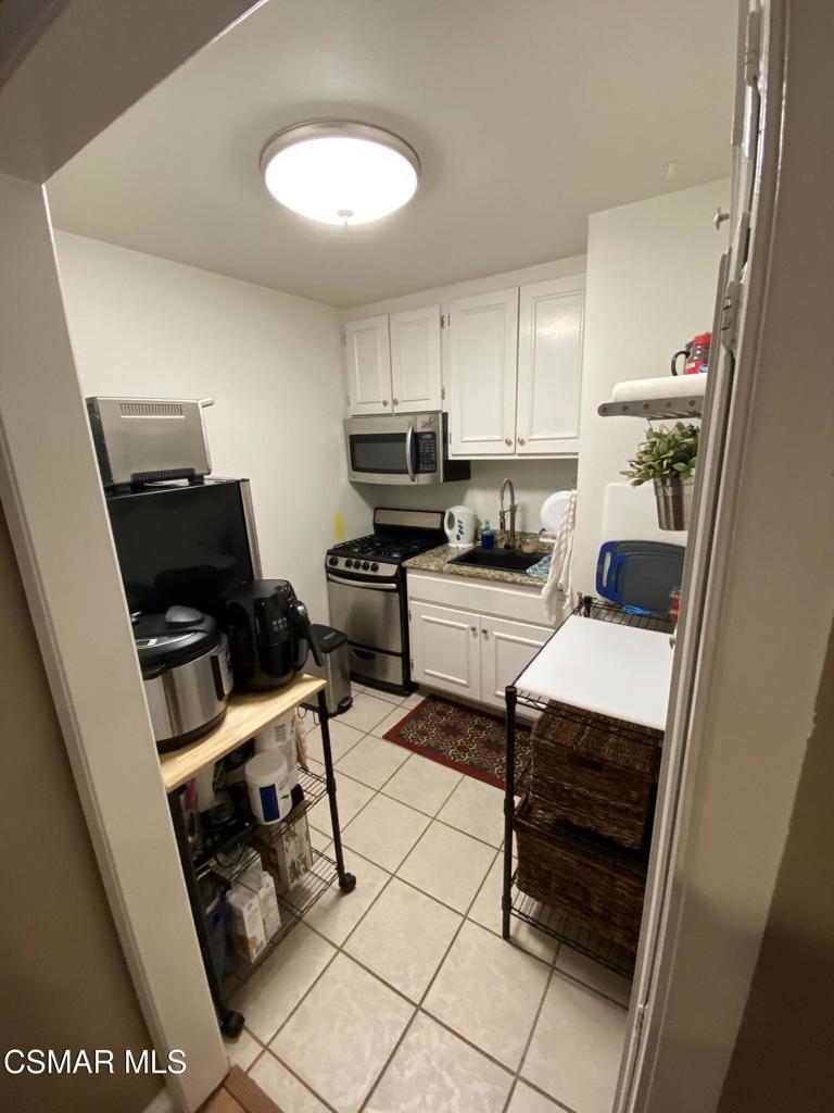 31567 Lindero Canyon Road 6