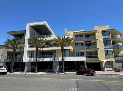 Photo of 414 Main Street Unit 210 ST, Huntington Beach, CA 92648 (MLS # OC26100249)