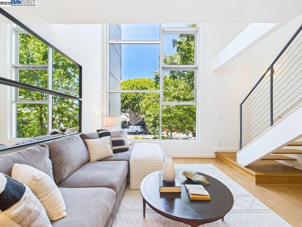 MOSSWOOD - Residential Lease