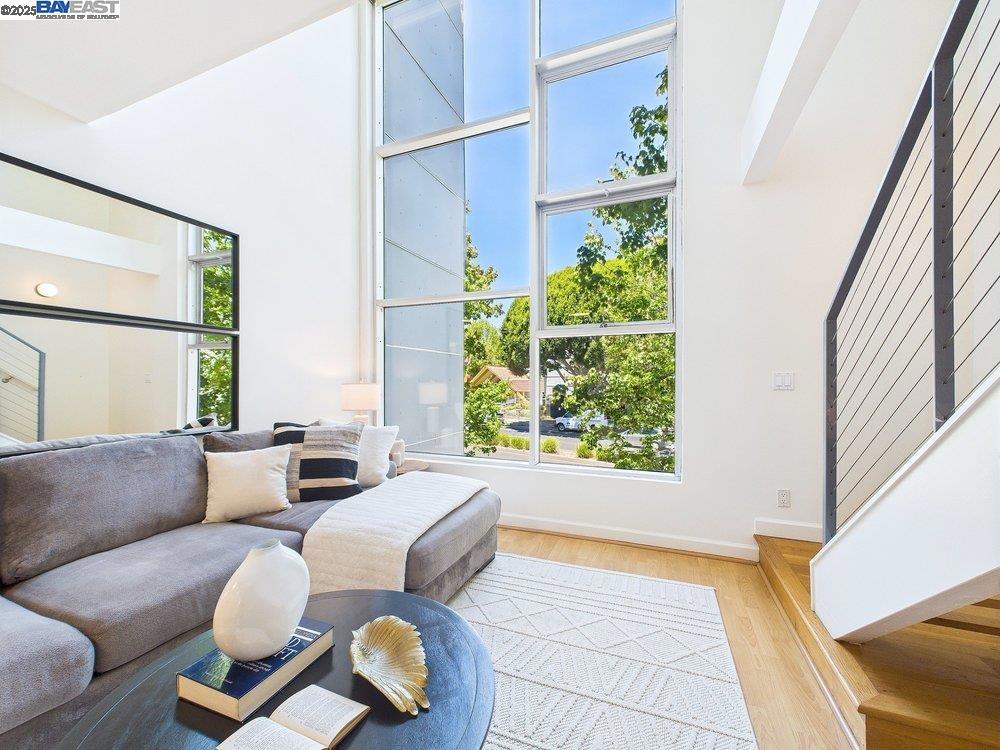 MOSSWOOD - Residential Lease