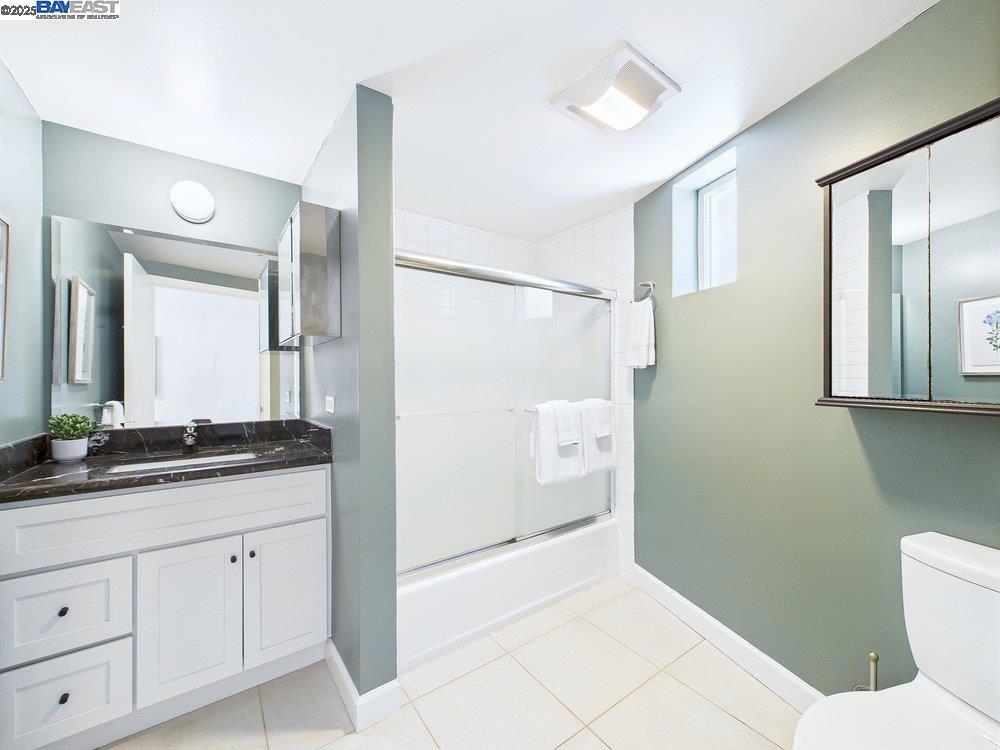 MOSSWOOD - Residential Lease