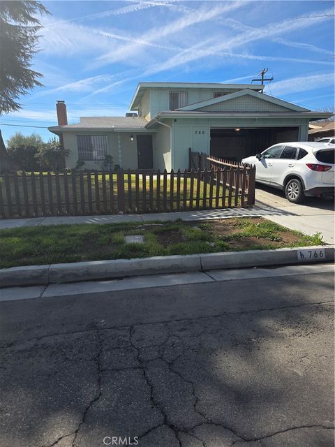 Photo of 766 E Pillsbury St, Lancaster, CA 93535 (MLS # HD26044711)