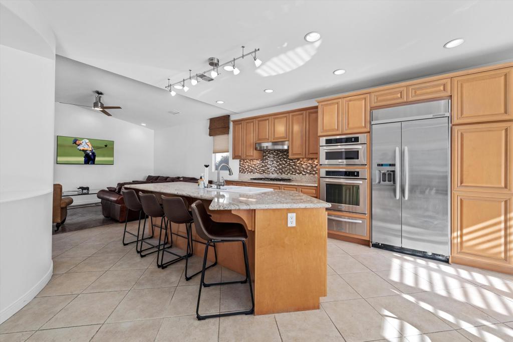 56378 Palms Drive
