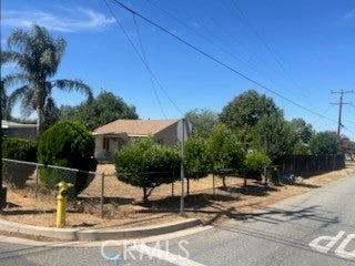 1185 Elm