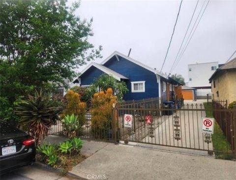 Photo of 1417 W 36th ST, Los Angeles, CA 90018 (MLS # OC26106881)