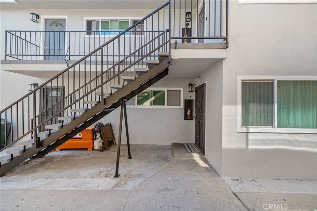 233 W Oliver Street