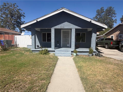 Photo of 124 E Temple ST, San Bernardino, CA 92410 (MLS # IV26219357)