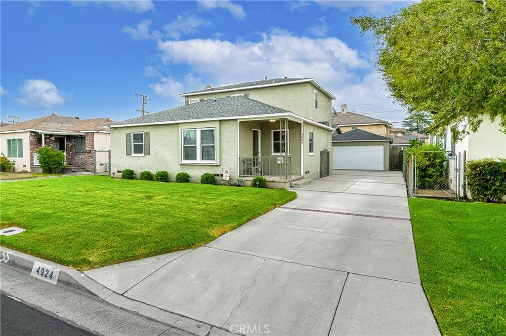 4924 Birchland Place