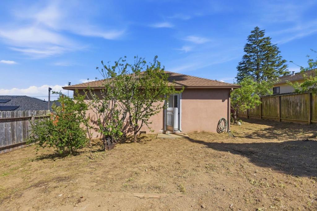 Properties 3 3311 Plateau Drive