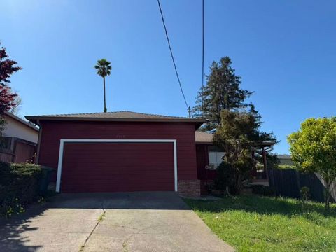Photo of 3311 Plateau Drive, Belmont, CA 94002 (MLS # ML82040114)