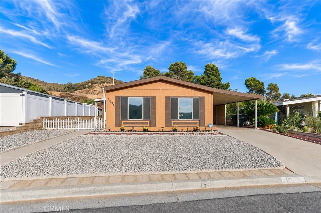 10574 Chisholm Trail