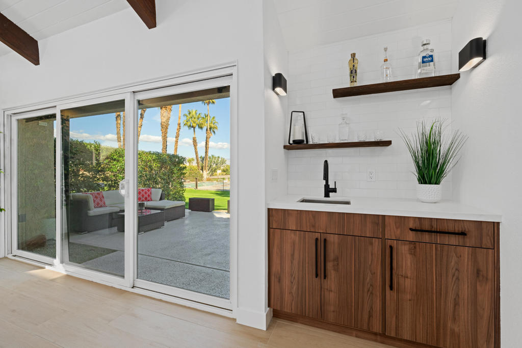 Mission Hills Country Club - Residential Lease