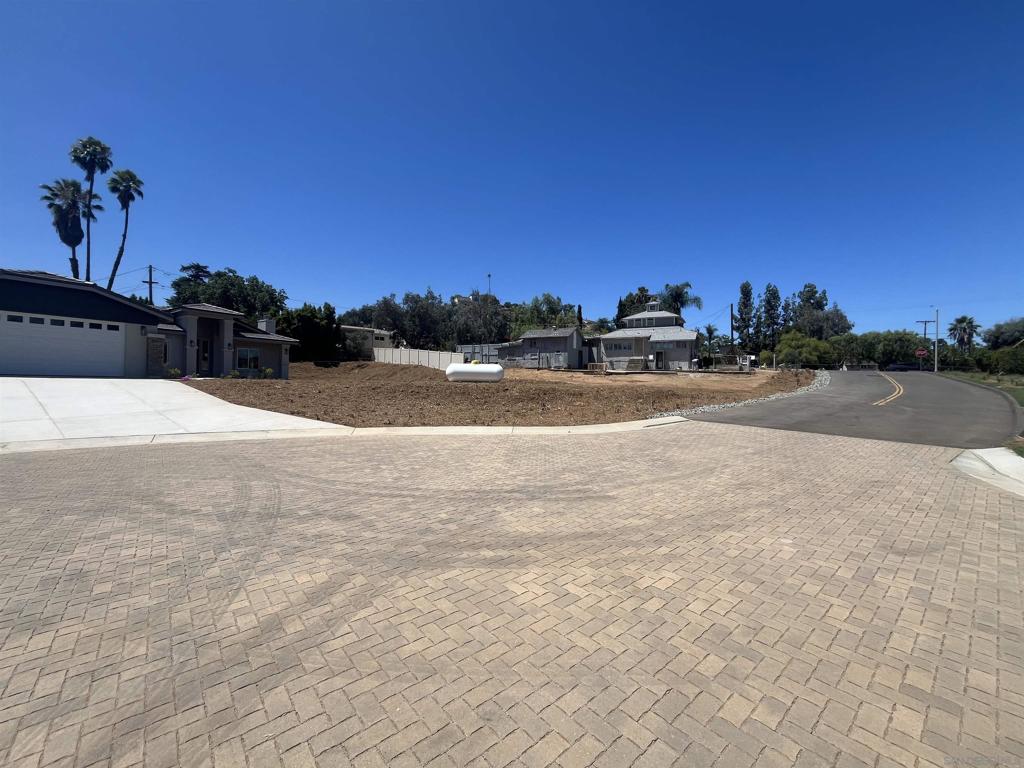 Lakeside - Residential