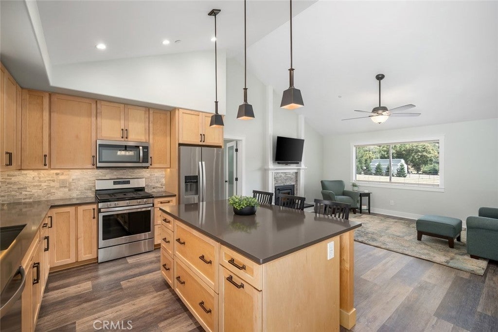 13505 Santa Lucia