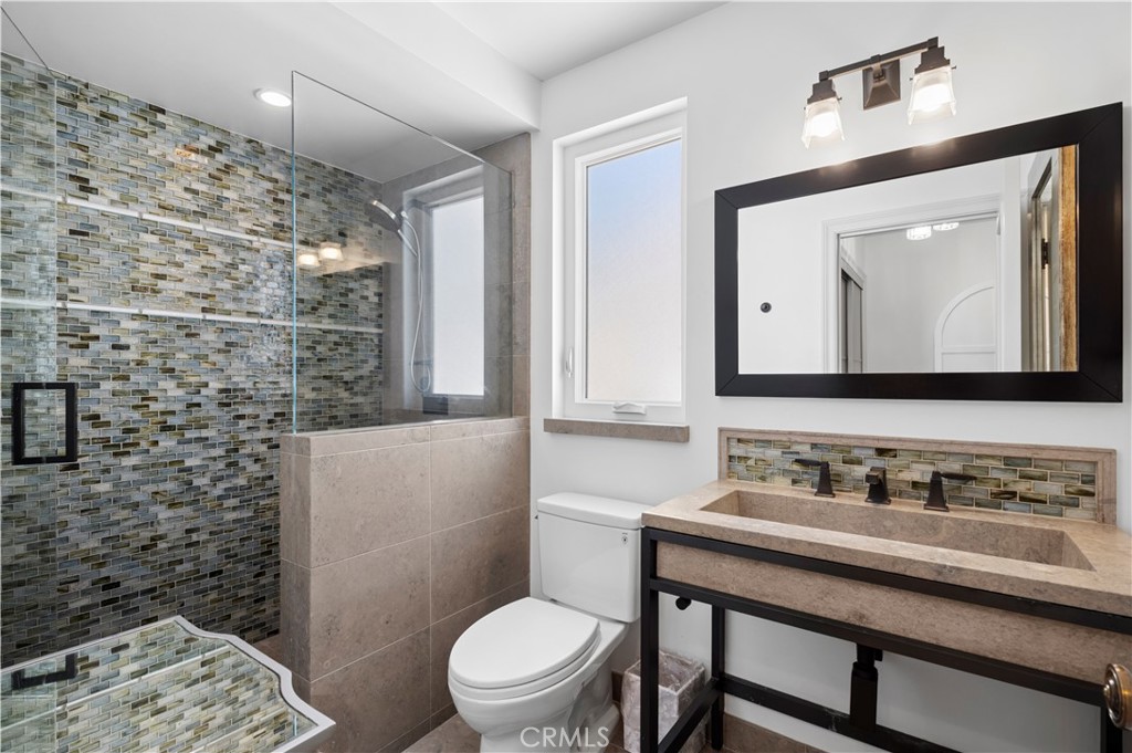 2541 Point Del Mar, Corona Del Mar CA 92625 - Photo 22