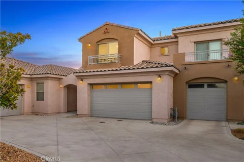 MLS: OC26195523