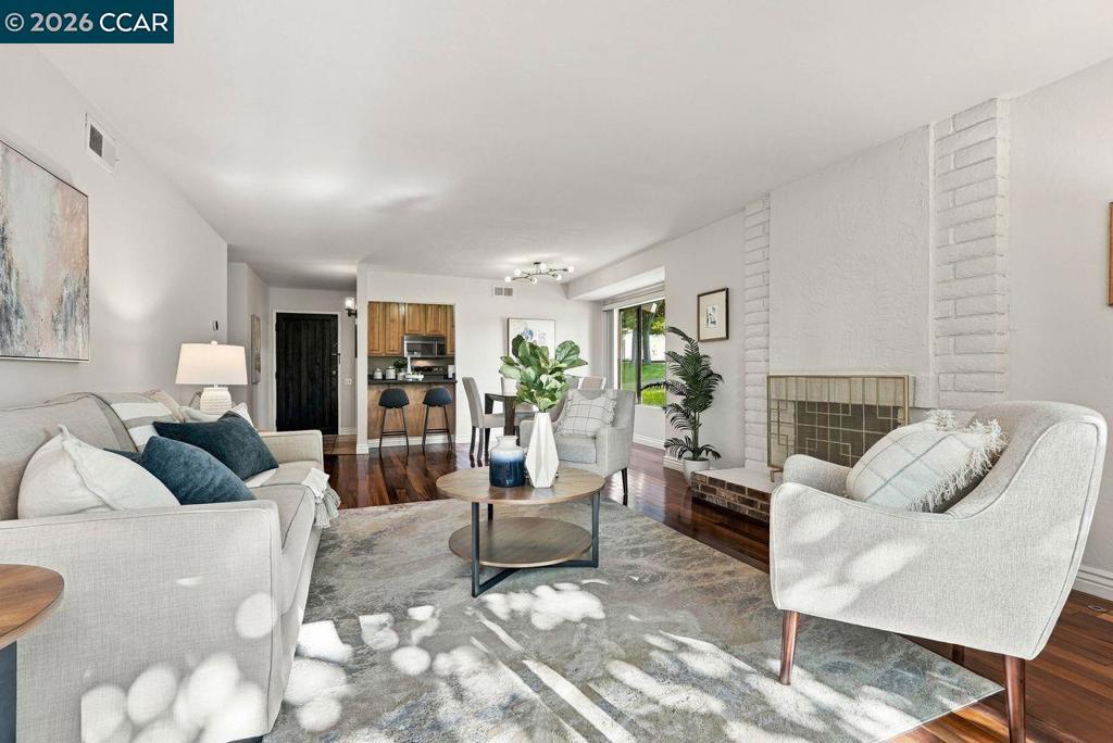 1478 Camino Peral B