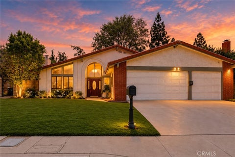 Photo of 11841 Laughton Way, Porter Ranch, CA 91326 (MLS # GD26214408)