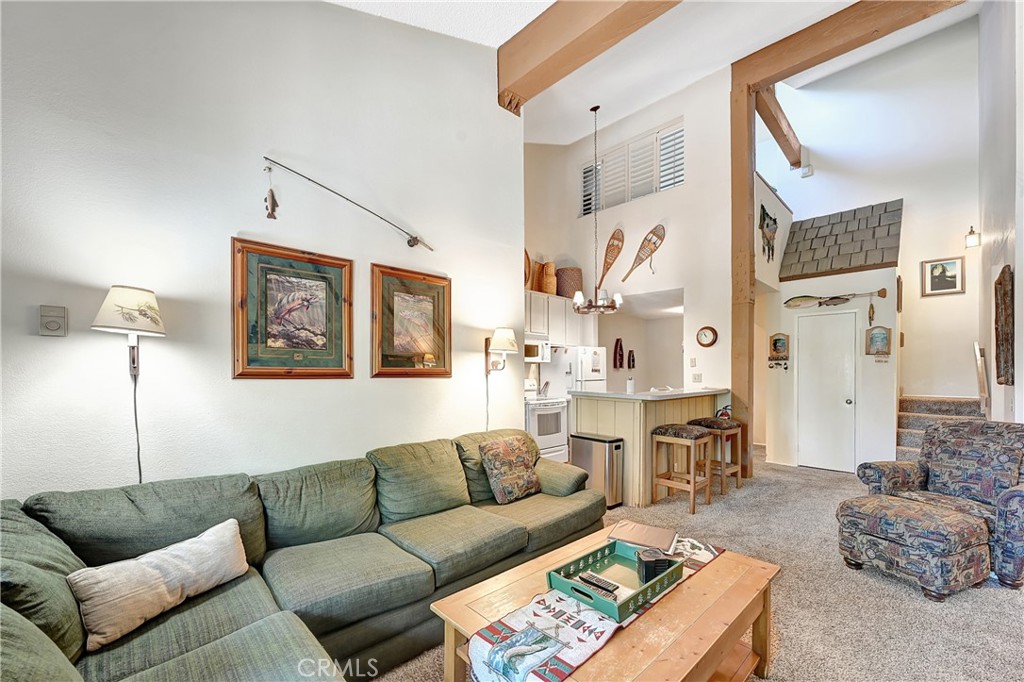261 Lakeview Boulevard 54