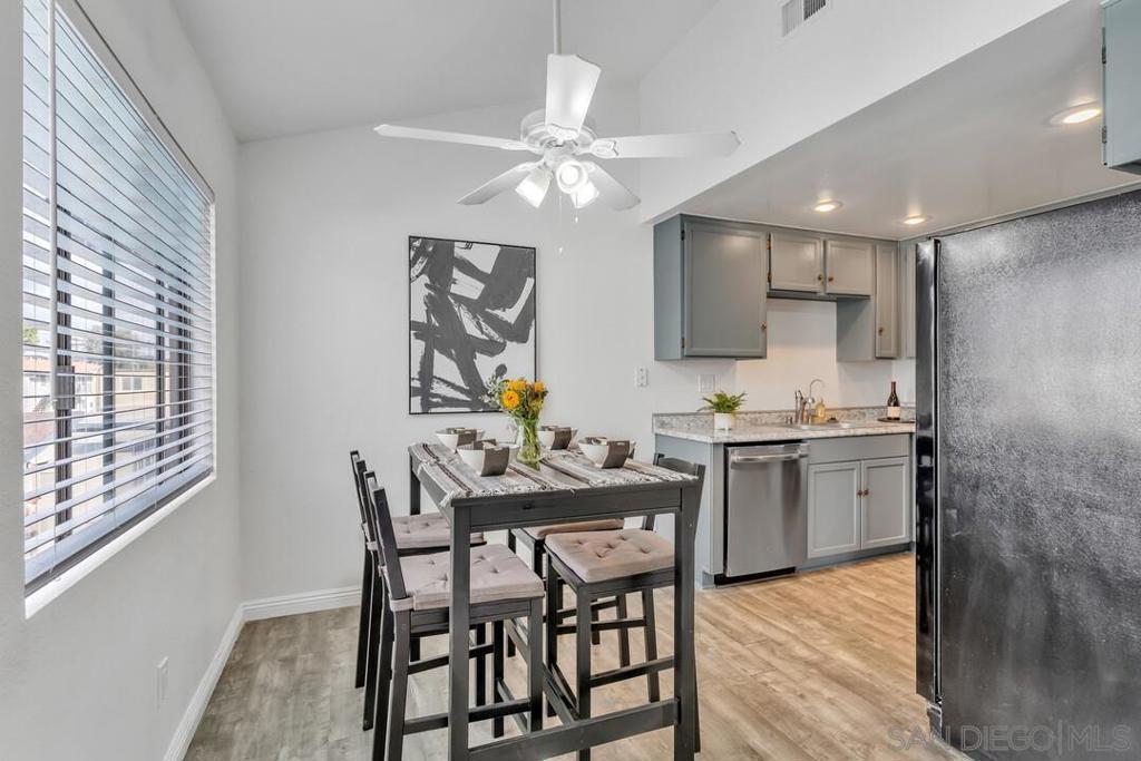 12650 Lakeshore Dr. Unit 127