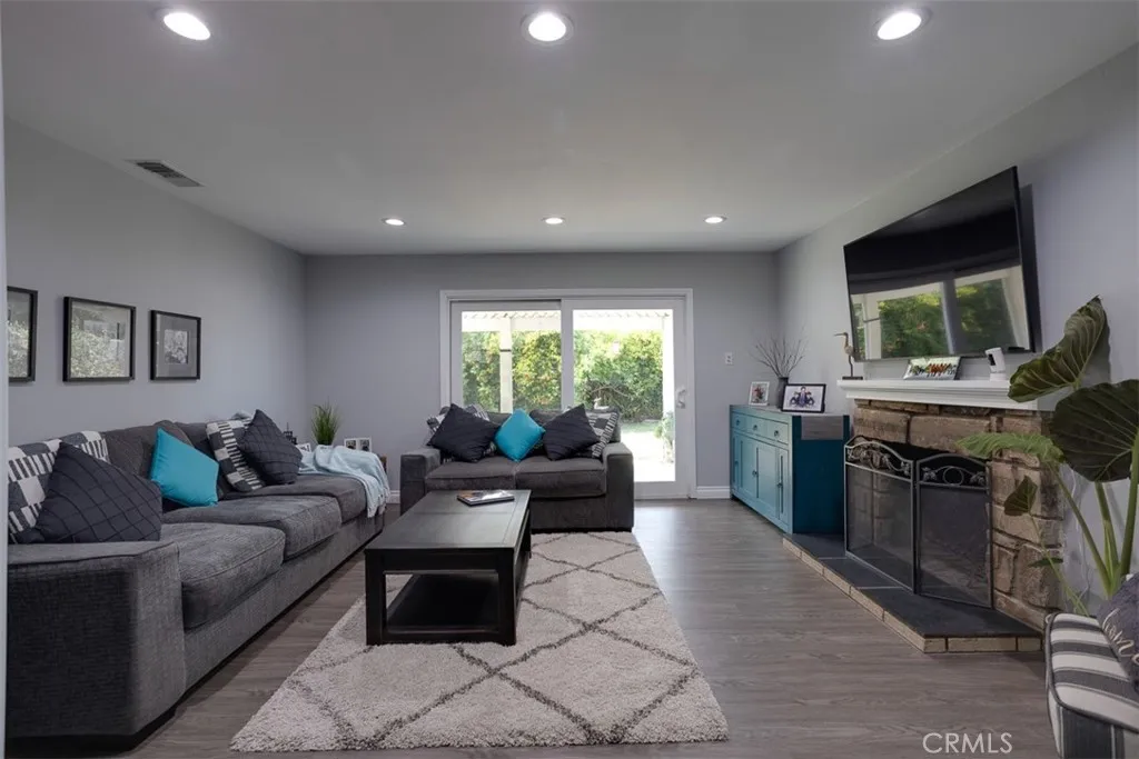 Rowland Heights, California 91748, United States, 4 Bedrooms Bedrooms, ,2 BathroomsBathrooms,Residential,Active,197540