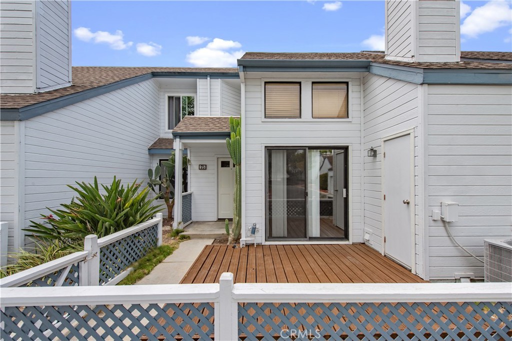 75 Briarglen