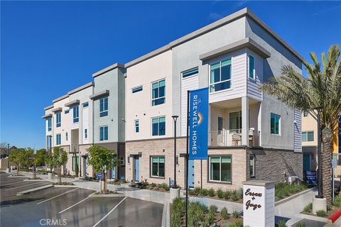 1266 Aura Circle Huntington Beach CA 92647