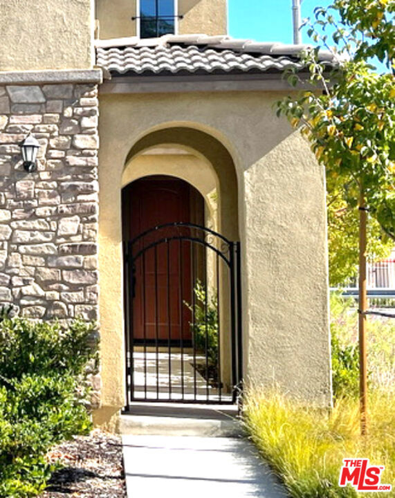 42720 Azure Street