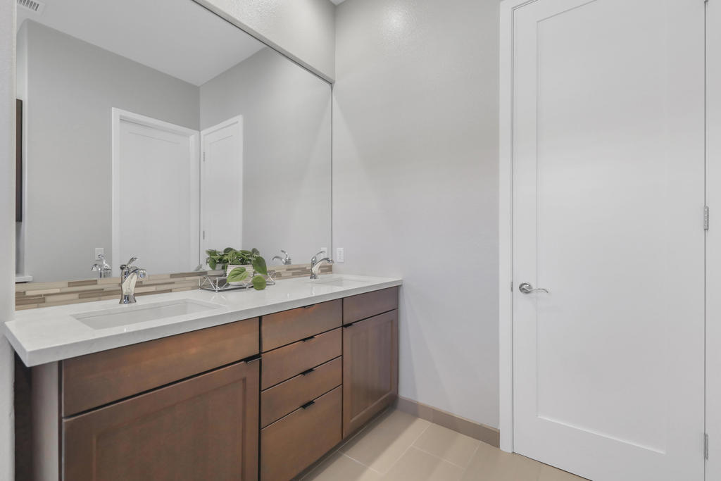 Canyon Crest - Residential