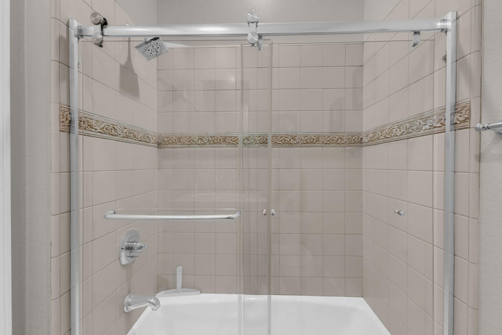 Mira Vista - Residential Lease