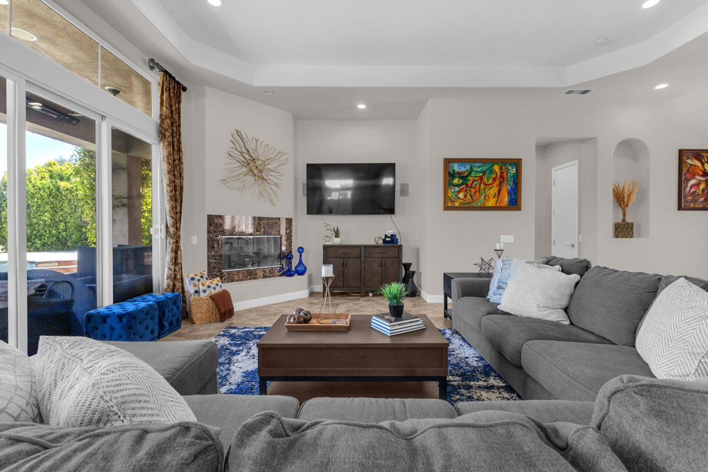 Mira Vista - Residential Lease