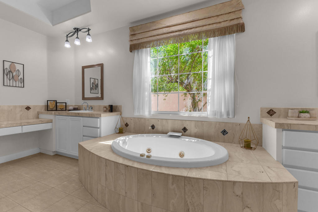 Mira Vista - Residential Lease