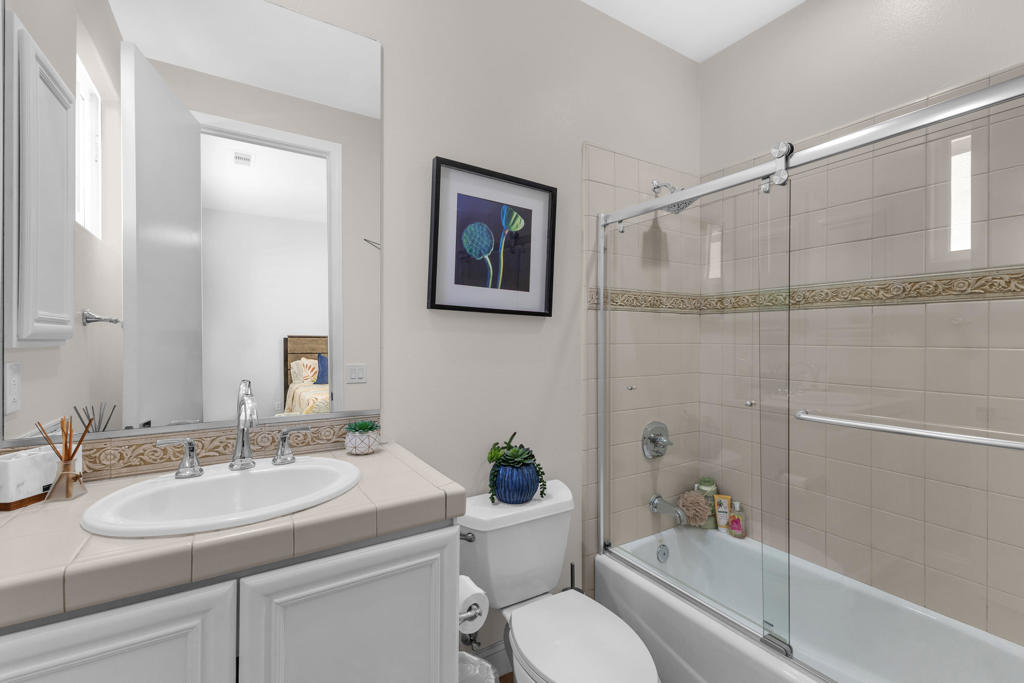 Mira Vista - Residential Lease