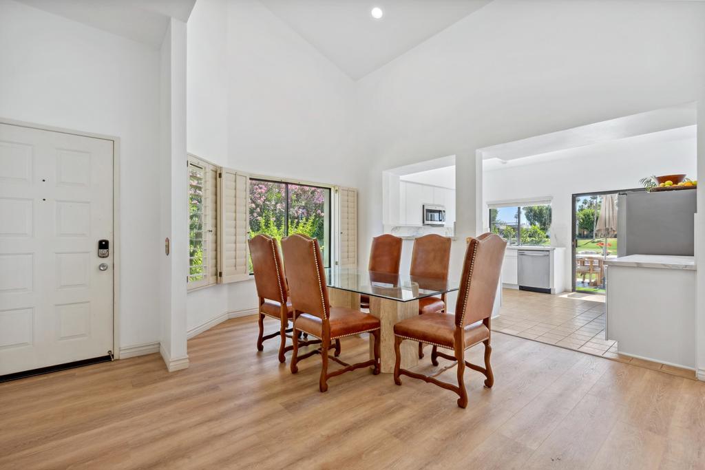 55114 Shoal Creek Creek