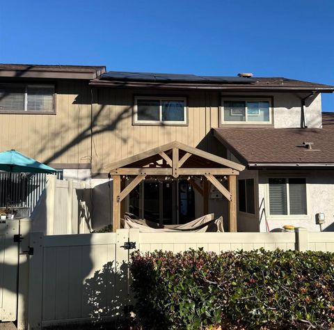 316 Ranchwood Escondido CA 92026