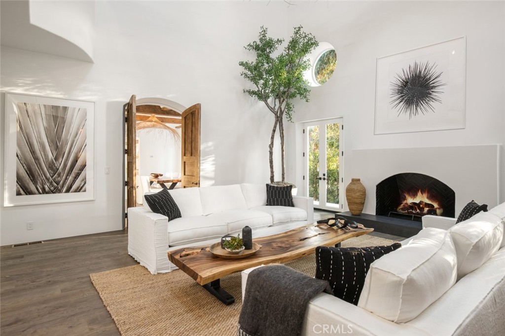 27405 Pacific Coast Highway 2