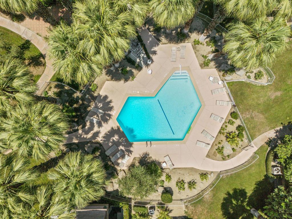 Mountain Cove - Residential