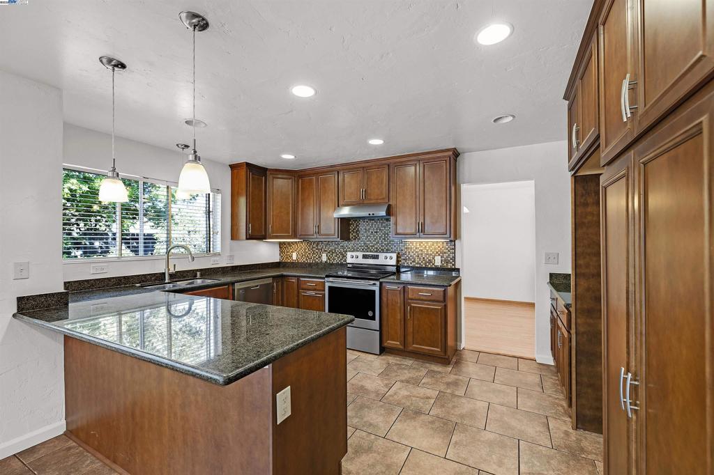 MISSION AREA - Residential