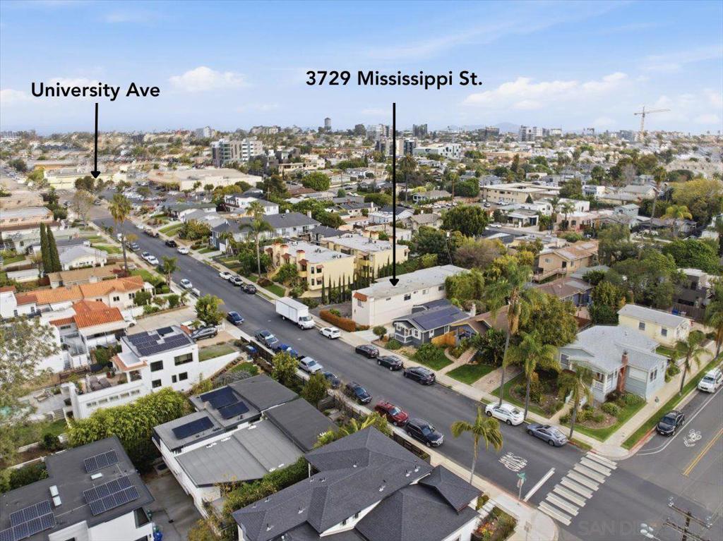 3729 Mississippi St