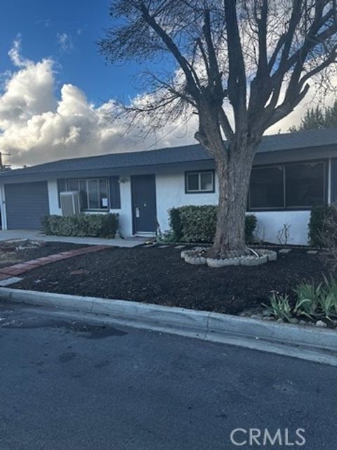 Photo of 43464 Briercliff Dr, Hemet, CA 92544 (MLS # SW26093787)