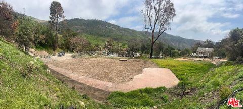 Photo of 23442 W Copacabana Street, Malibu, CA 90265 (MLS # 26644837)