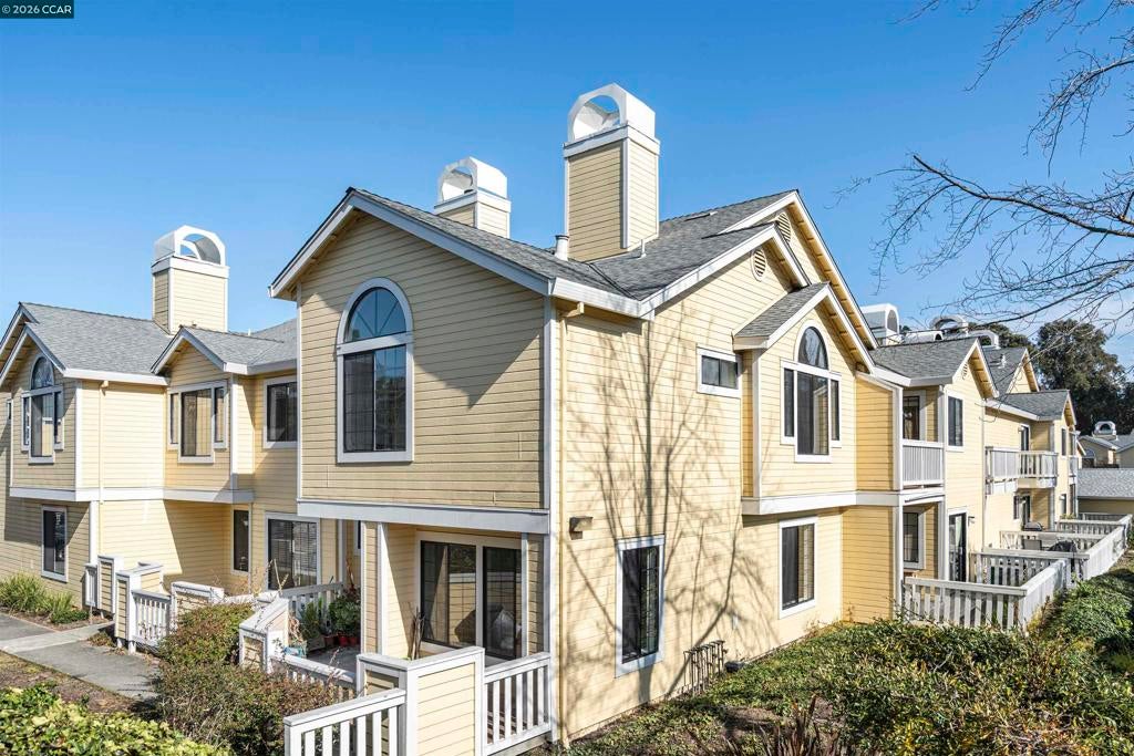 1001 Devonwood