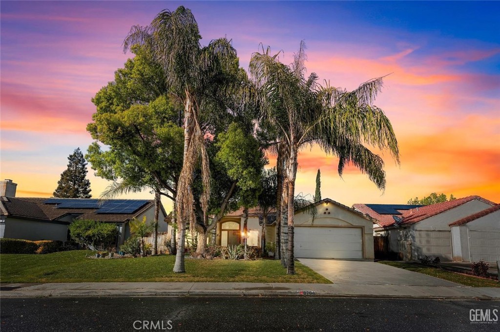 Welcome to this beautifully maintained 4-bedroom, 2-bathroom home, offering a perfect blend of comfort and modern style. The spacious, open-concept design features high ceilings and recessed lighting throughout, creating an inviting atmosphere that flows seamlessly from room to room. The kitchen boasts stunning granite countertops, stainless steel appliances, and ample cabinetry, making it ideal for both everyday living and entertaining. The home offers a combination of plush carpet and sleek tile flooring, enhancing both warmth and functionality. Each of the four bedrooms is generously sized, providing plenty of space for relaxation and personalization. Enjoy the privacy and tranquility of a large backyard, perfect for outdoor activities or simply unwinding. The property is located within a highly sought-after school district, and is just minutes away from shopping, dining, and local amenities.