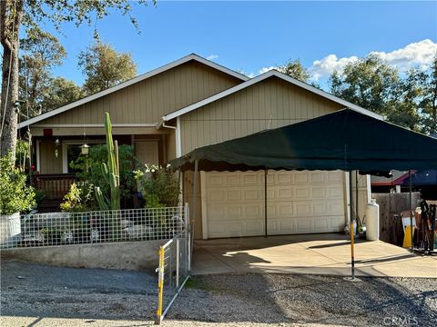 Photo of 15597 34th, Clearlake, CA 95422 (MLS # LC25232521)