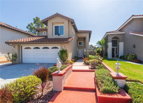 MLS: OC26185636