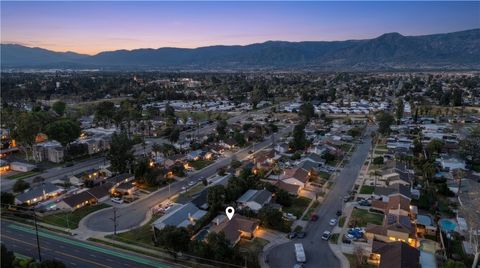 Photo of 15 Naomi St, Redlands, CA 92374 (MLS # CV26042626)