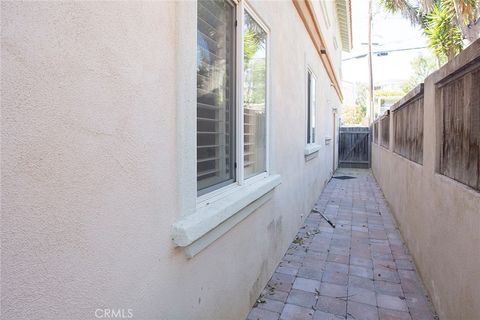 Tiny photo for 1928 Ruhland Avenue #A, Redondo Beach, CA 90278 (MLS # SB25223262)