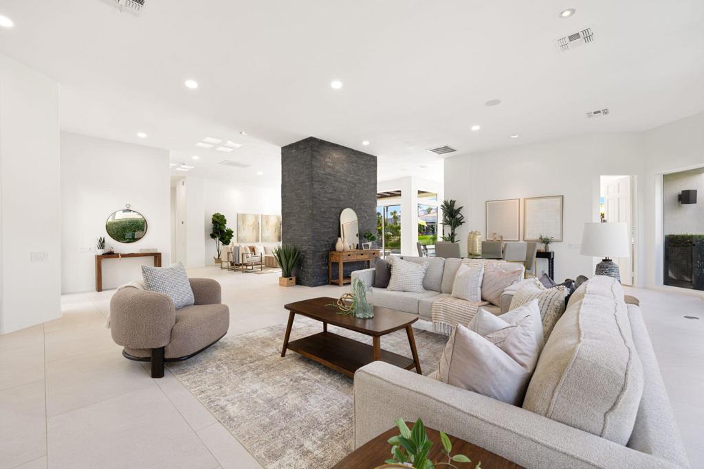 Desert Horizons C.C. - Residential