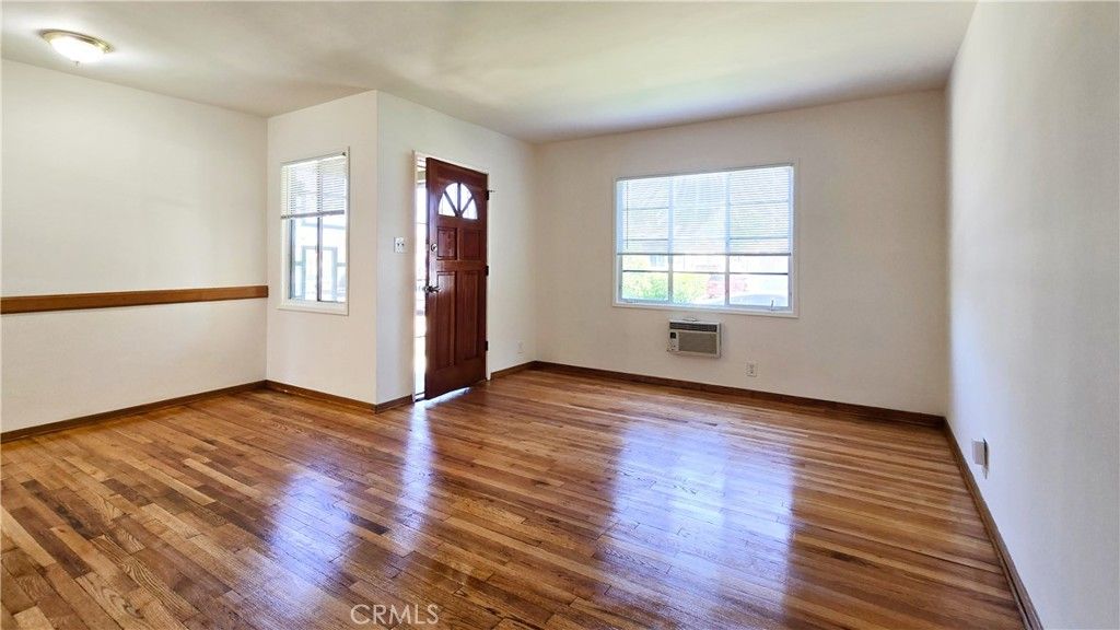 Photo of 17634 Bromley Street, Encino, CA 91316 (MLS # SR25244144)