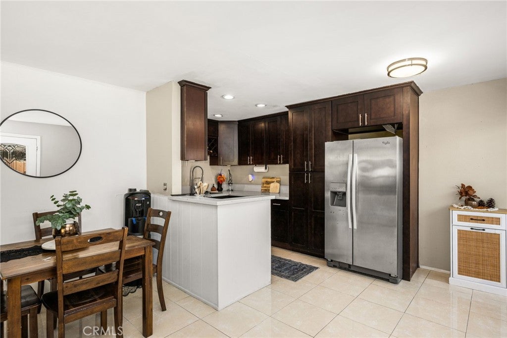 134 S Magnolia Avenue 2C